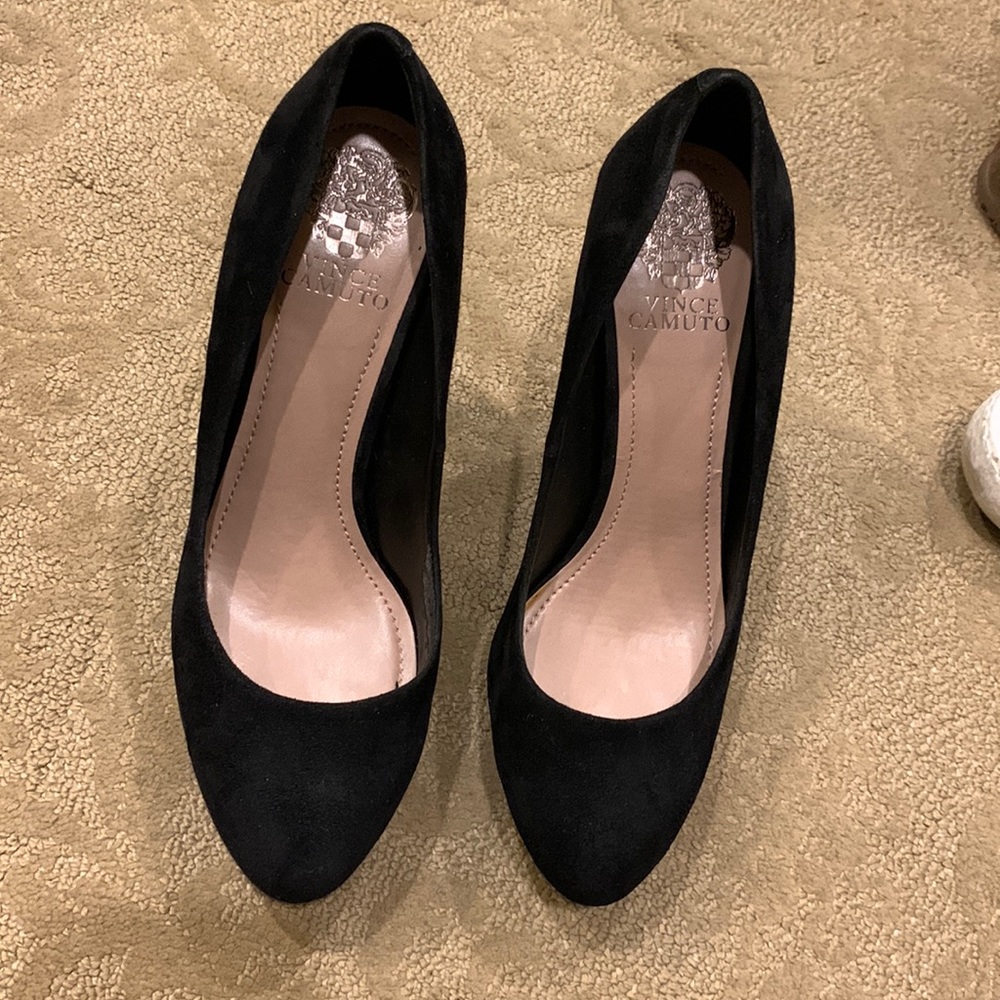 Brand new Vince Camuto heels!